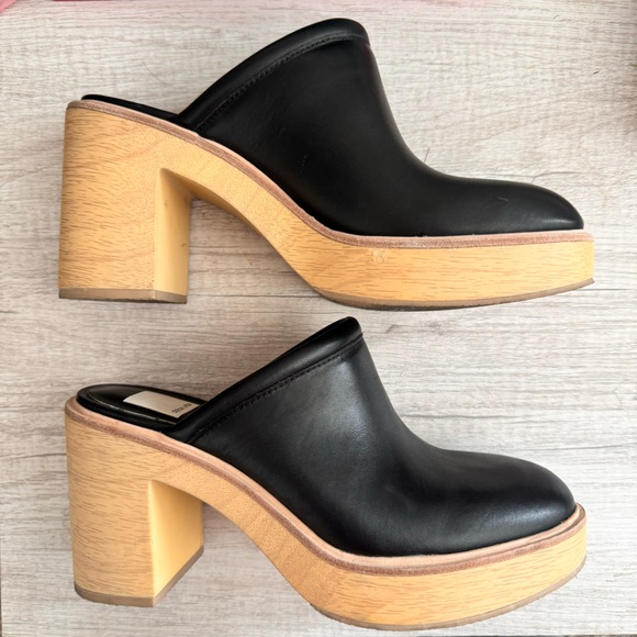 DOLCE VITA  Camden Clogs - Picture 3 of 3